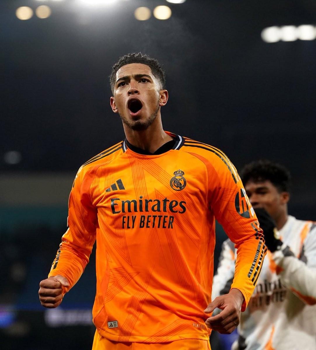 包含萨克拉门托国王训练开放日；冲刺阶段遗憾出局引欢呼；欧超杯在即；年轻球员得到机会的词条