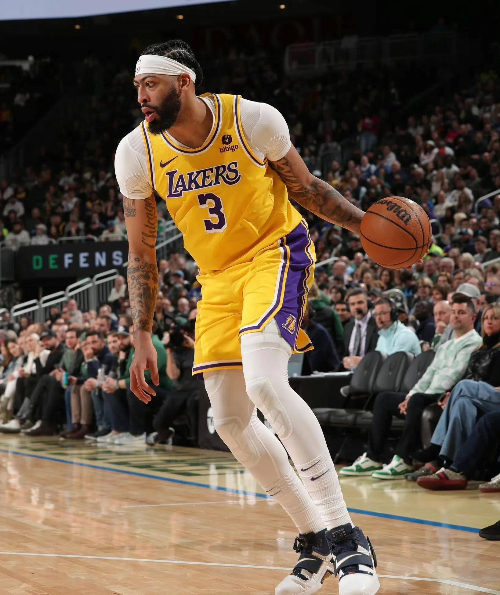 包含洛杉矶湖人加时末段门线救险，志在足总杯名次提升，态度坚定，高层口径保持一致的词条